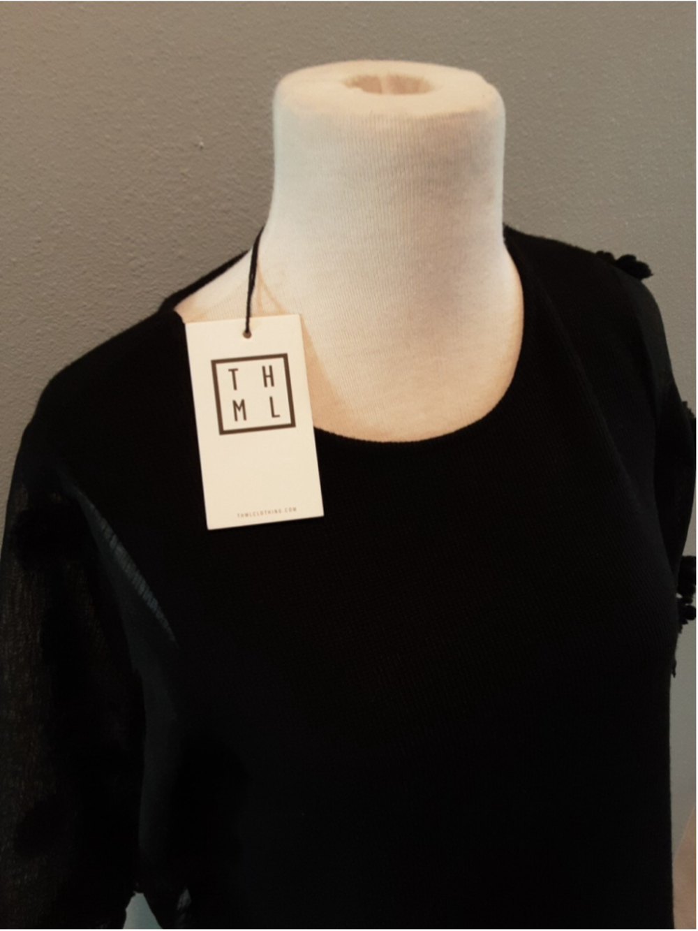 FIONA SWEATER▪︎BY THML▪︎ POM POMS▪︎BELL SLEEVES▪︎BLACK RIBBED BODICE▪︎SZ XS▪︎NWT - Picture 4 of 11